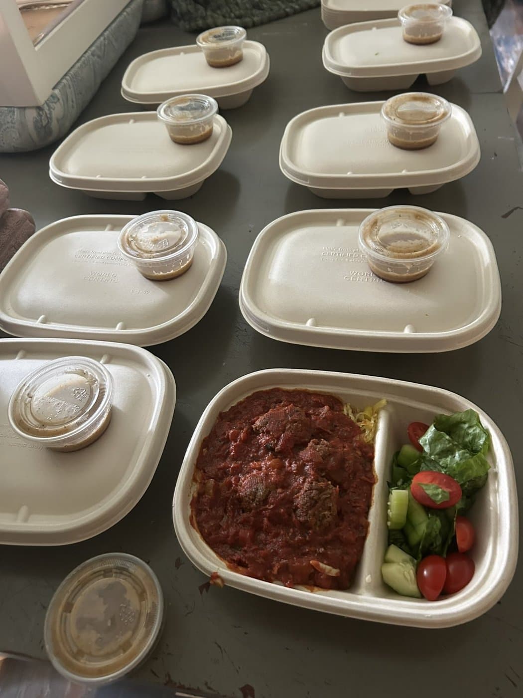 Alfresco Meals two compartment fiber trays